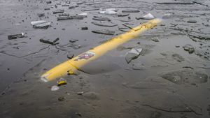 On an icy mission: DFKI researchers test extraterrestrial under-ice navigation in northern Swedish national park