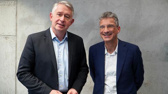 Prof. Oscar-Werner Reif, DFKI-Aufsichtsratsvorsitzender und Prof. Antonio Krüger, CEO des DFKI
