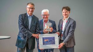 Special Award presented at the 6th International Smart Factory Summit 2025