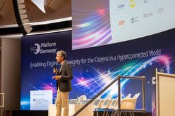 Berlin 6G Conference 2025: Wie das DFKI vertrauenswürdige KI-Kommunikationssysteme mitgestaltet 