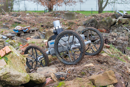 Helpers on the rubble field: DFKI and THW develop robots for material transport in rough terrain