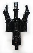 Autonomous underwater gripper with tactile feedback for form- and force closed object manipulation